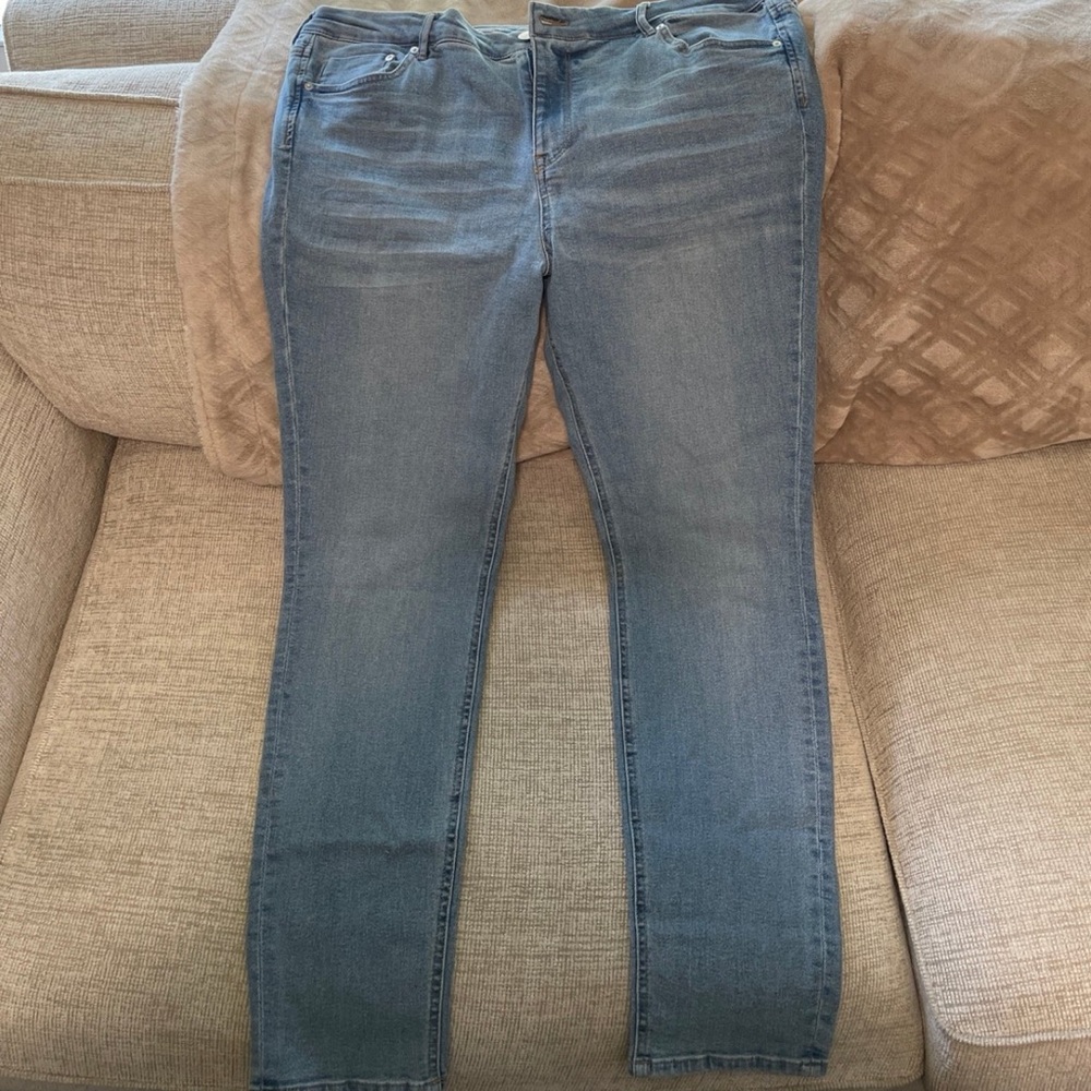 Jeans - Picture 4 of 5
